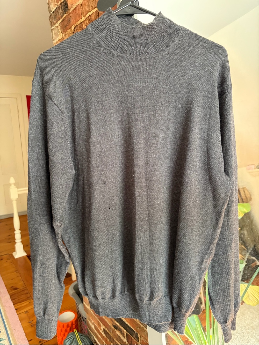 Vintage Alfani Men's Gray Turtle Neck Sweater